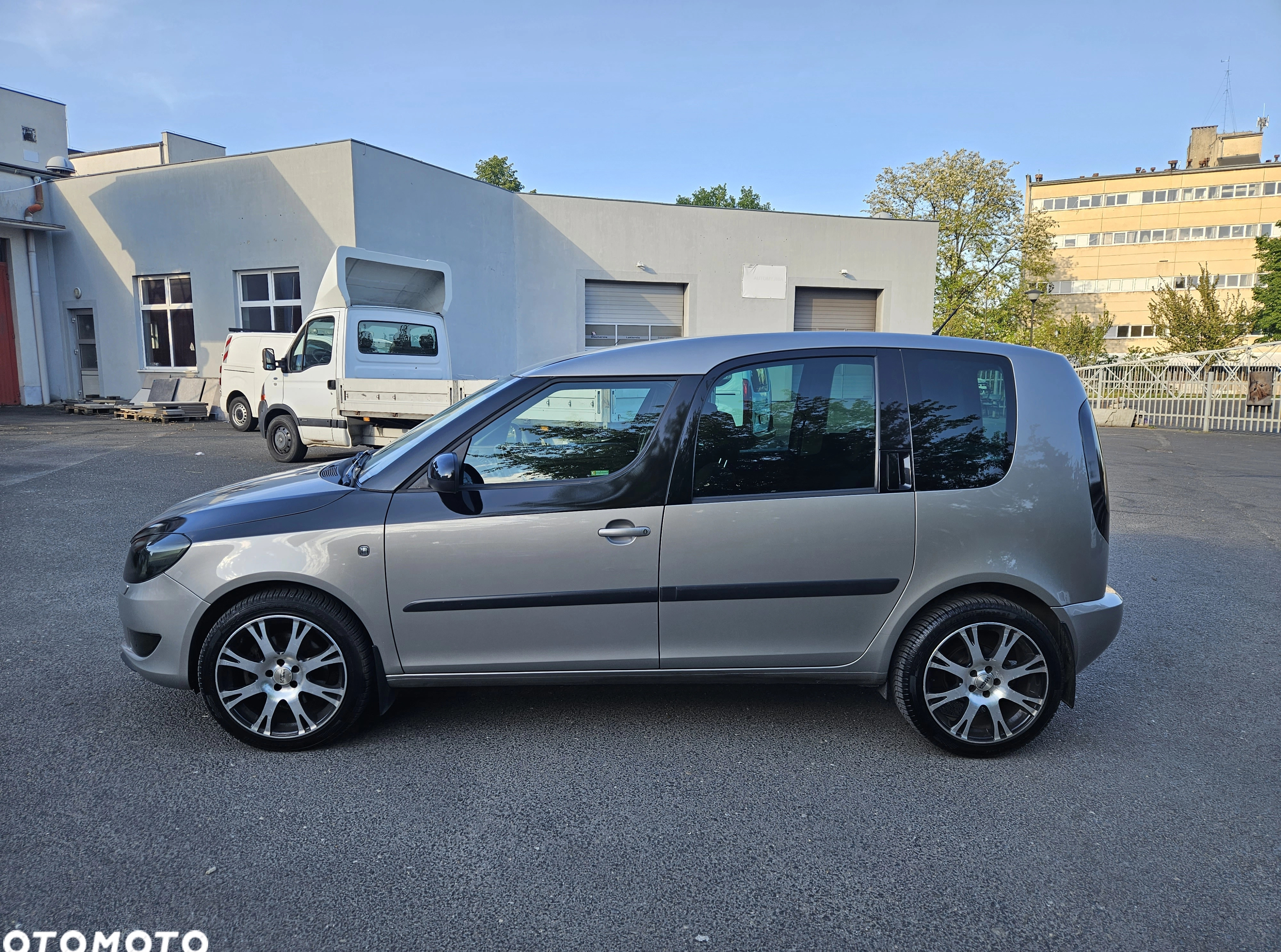 Skoda Roomster cena 19999 przebieg: 215000, rok produkcji 2011 z Góra małe 352